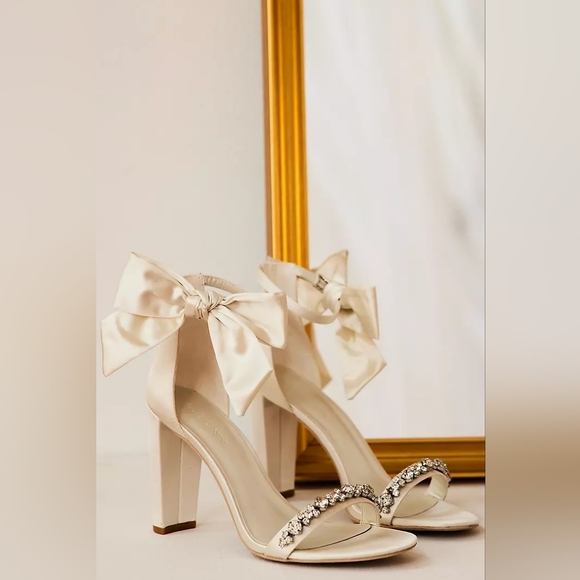 Oleg Cassini Cream Satin Bow Block Heel Sandals with Crystal Strap - Picture 7 of 8